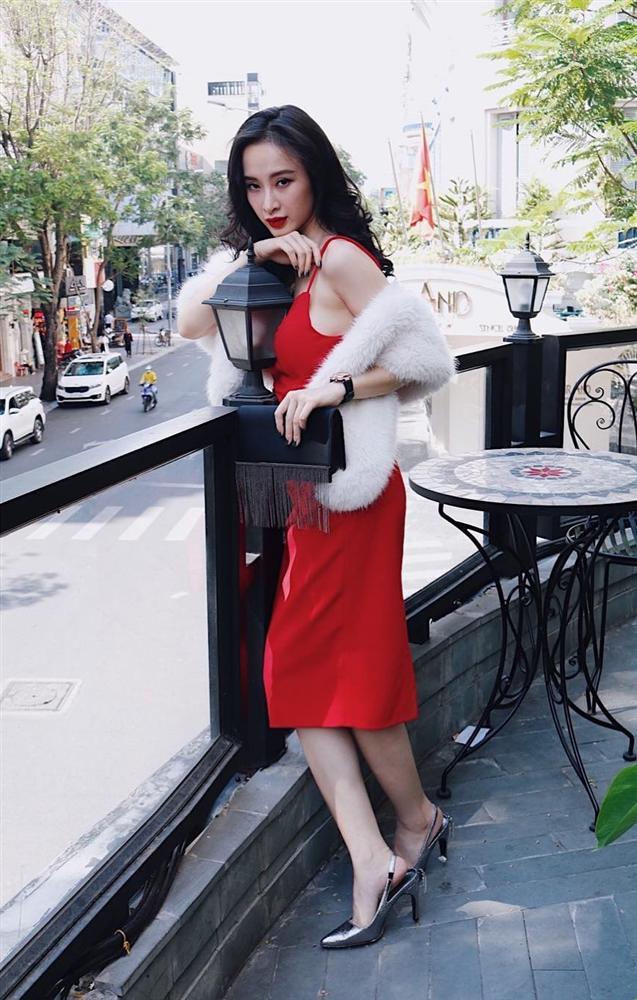 STREET STYLE sao Việt: Hồ Ngọc Hà diện áo hơn 200 triệu - Angela Phương Trinh hóa công chúa tuyết-4