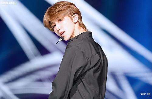 Những kiểu tóc làm mưa làm gió ở Kpop trong năm 2018-7