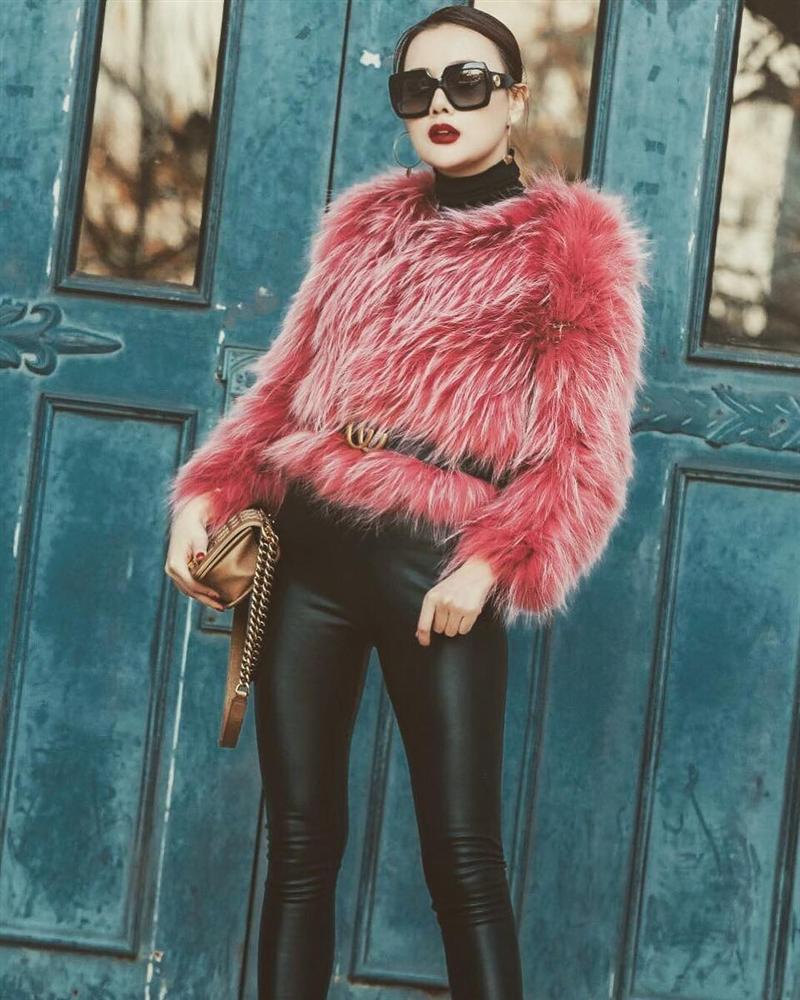 STREET STYLE sao Việt: Hồ Ngọc Hà diện áo hơn 200 triệu - Angela Phương Trinh hóa công chúa tuyết-2