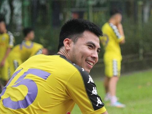 Tin sốc Asian Cup 2019: Đức Huy mất trí nhớ tạm thời sau pha va chạm chết điếng người với đối thủ Iran-3