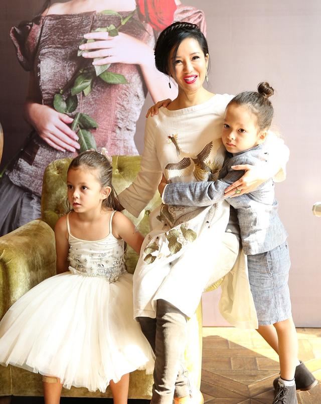 Hôn nhân đi vào ngõ cụt, diva Hồng Nhung chấp nhận thực tế theo cách đỡ đau khổ nhất-3