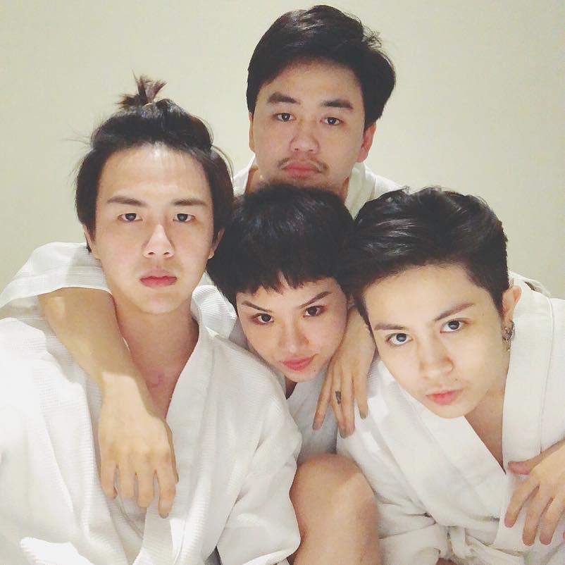 Những hội bạn thân trái dấu lên đồ có hội, lầy lội có phường HOT nhất làng giải trí Việt-2