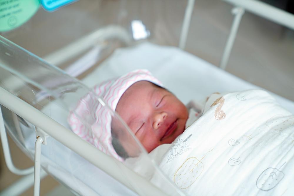 Tan chảy trước tâm thư gửi con gái vừa chào đời của của hoàng tử xiếc Quốc Nghiệp-9