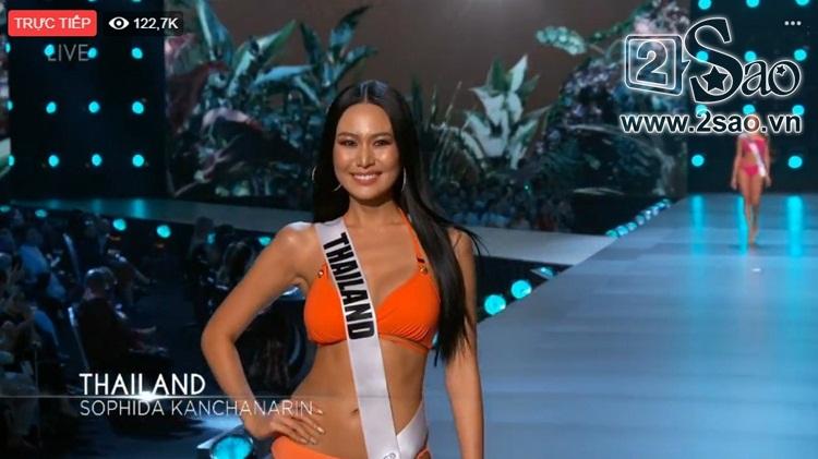 HHen Niê trình diễn bikini gợi cảm, tỏa sáng không kém Venezuela đêm bán kết Miss Universe 2018-6