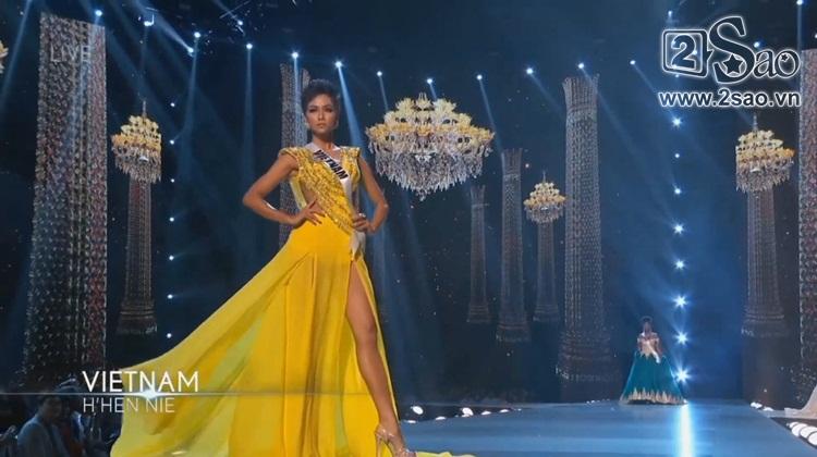 HHen Niê trình diễn bikini gợi cảm, tung váy dạ hội xuất quỷ nhập thần đêm bán kết Miss Universe 2018-3