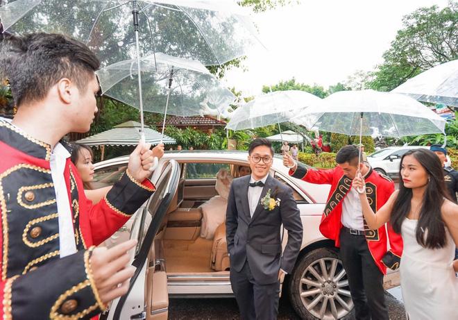 Thêm siêu đám cưới trị giá 4,6 tỷ ở Hải Phòng: Chú rể mang siêu xe hiếm đi đón dâu, tiệc cưới trang trí đẹp như cổ tích-3