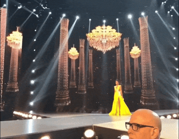 Hoa hậu khắp nơi trên thế giới shock nặng vì pha tung váy tuyệt phẩm của HHen Niê tại Miss Universe 2018-2