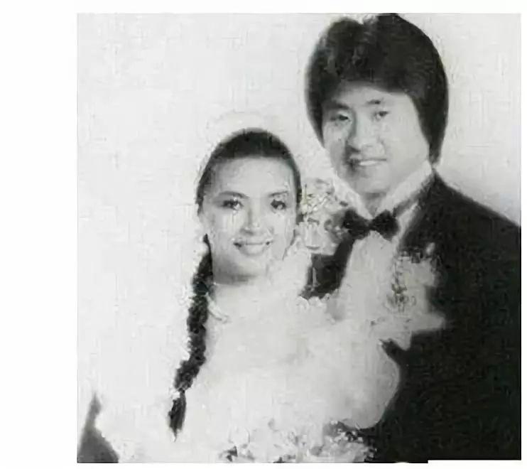 60 tuổi, mỹ nhân Anh hùng xạ điêu gây choáng ngợp khi khoe lưng trần nuột nà đến thiếu nữ 18 phải khóc thét-11