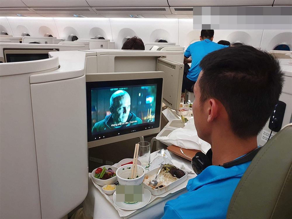 Hóa ra Quang Hải và Quế Ngọc Hải của tuyển Việt Nam lại là fan của bộ phim đình đám này!-5