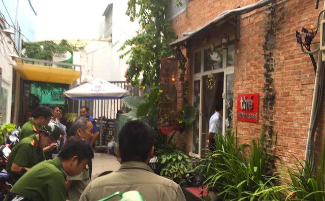 TPHCM: Nhóm 20 nam giới mây mưa đồng tính tập thể trong quán gội đầu-1