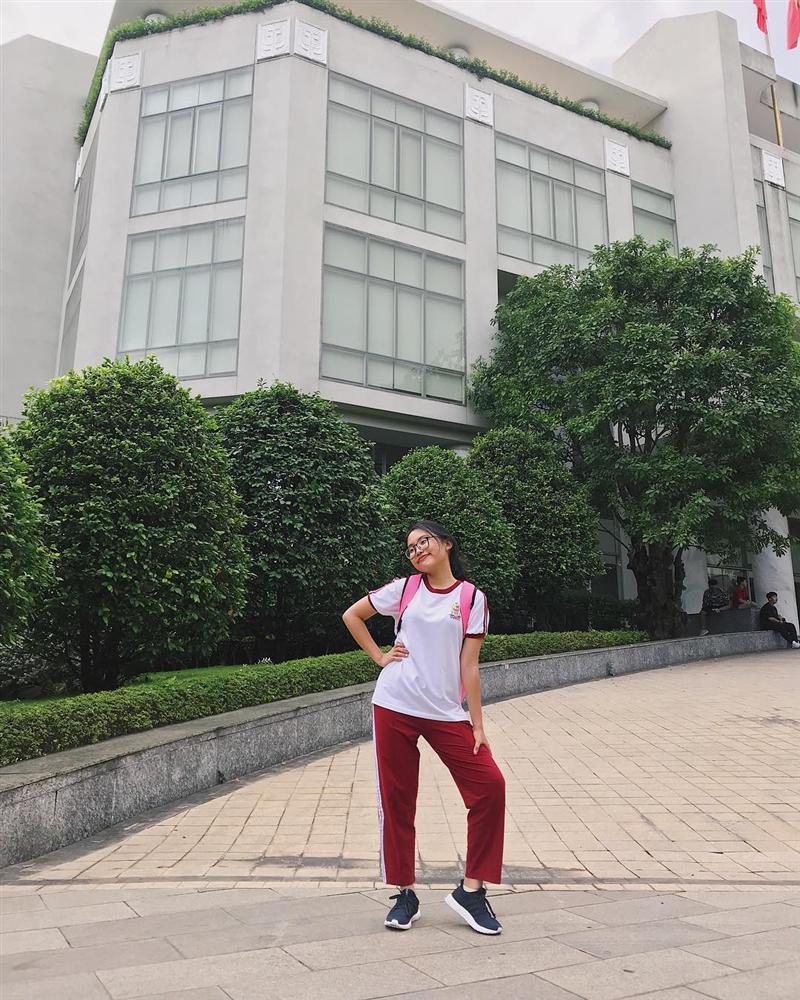 Diệp Lâm Anh hoảng hốt với 3 vòng tròn ủng 100 - 70 - 100 sau khi sinh con một tháng rưỡi-9