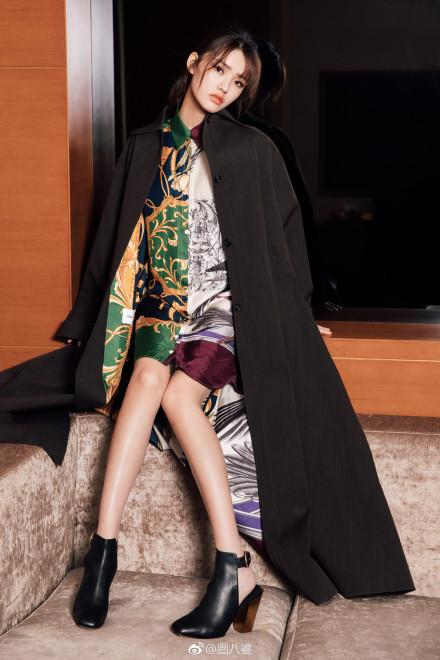 Người tình 9x của Châu Tinh Trì lộ mặt cứng đờ khiến không ai nhận ra mỹ nhân ngư đình đám một thời-11