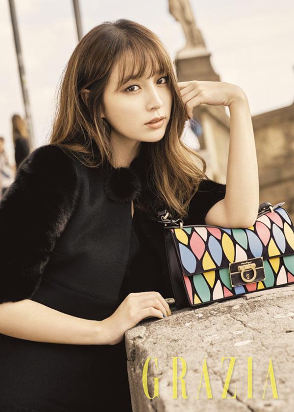 Dù phim bị hoãn chiếu vì tuyển Việt Nam, mỹ nhân xứ Hàn vẫn gửi lời chúc đến HLV Park Hang Seo-2