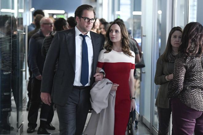 Nữ diễn viên được bồi thường 9,5 triệu USD vì bị quấy rối tình dục-1