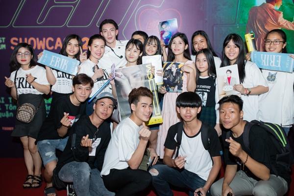 Erik vừa ra mắt MV mới, vừa tổ chức showcase quảng bá ca khúc có tên nhạy cảm DCM-1