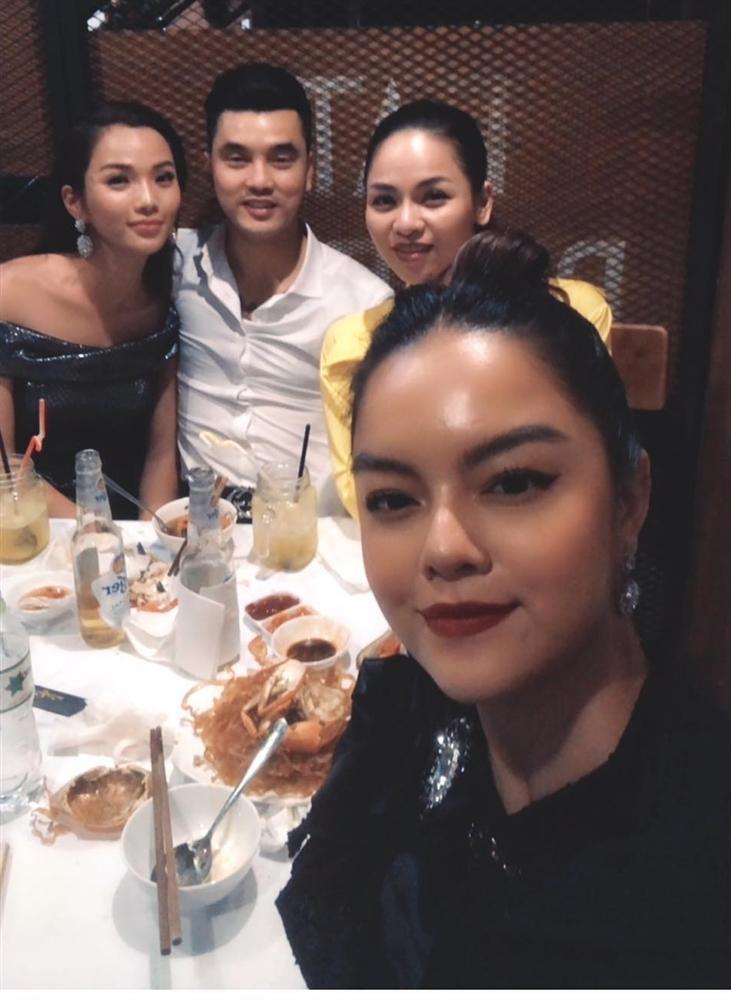 Tái xuất với gương mặt ngày càng khác lạ, Diễm Hương tự nhủ phải yêu bản thân nhiều hơn-4