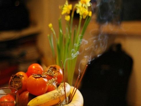 Cuối năm rút chân nhang, lau dọn bàn thờ lúc nào chuẩn nhất để được gia tiên phù hộ, độ mệnh, ban phước?-2