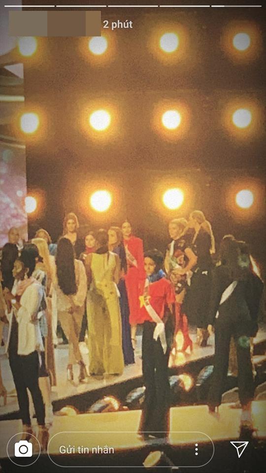 Đang bận tổng duyệt Miss Universe, HHen Niê vẫn rủ hoa hậu Mỹ mặc áo cờ đỏ sao vàng cổ vũ tuyển Việt Nam-3