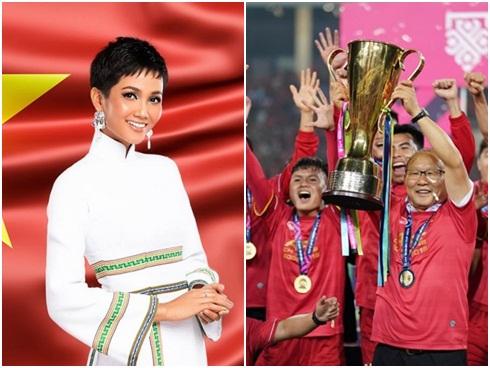 DẤU ẤN THẬP KỶ: Việt Nam đã vô địch AFF Cup, còn gì tuyệt hơn nếu H'Hen Niê intop Miss Universe sáng mai!