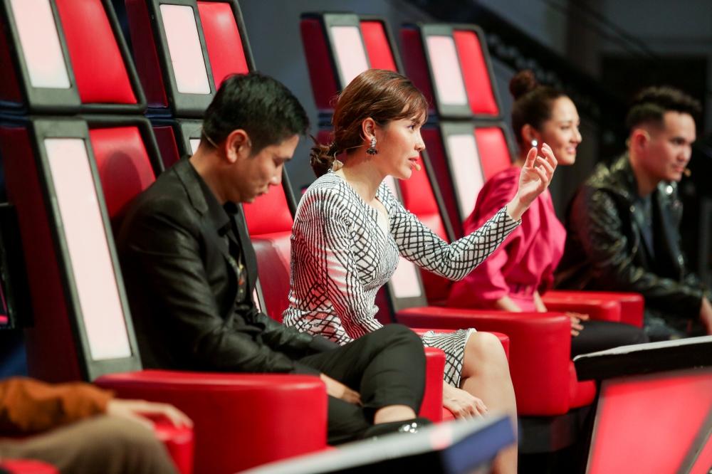 Sau khi gây sốt với Ngắm hoa lệ rơi, thí sinh bị cho là cài cắm vào The Voice Kids đắt show như ngôi sao-3