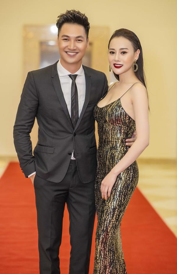 Quỳnh Búp Bê Phương Oanh gợi cảm tái ngộ tình cũ Mạnh Trường-4