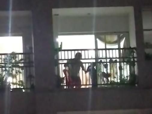 Bé gái rơi từ tầng 9 chung cư xuống đất ở Sài Gòn-3