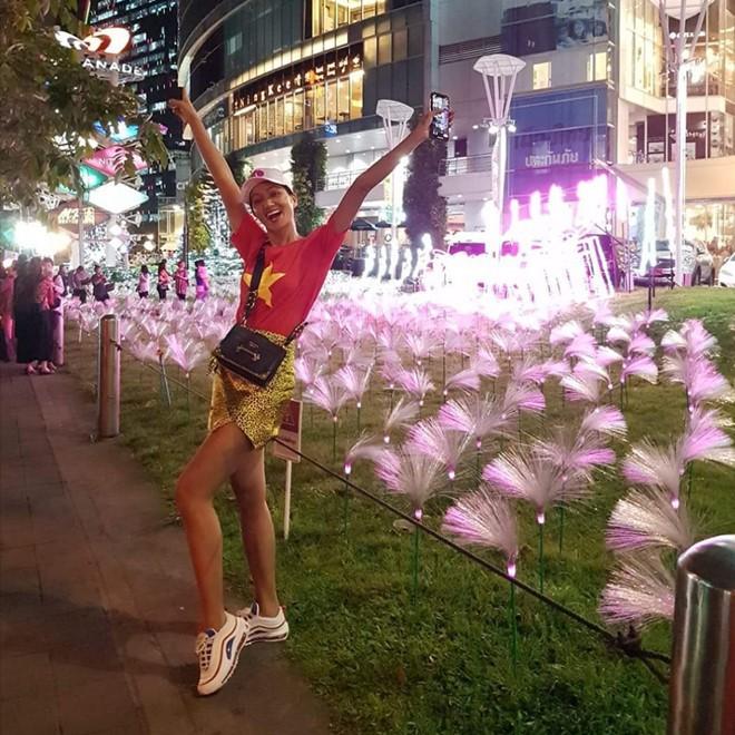 HHen Niê: Từ cô gái Tây Nguyên nghèo khó tới nhan sắc đoạt top 5 Miss Universe huy hoàng đấu trường quốc tế-10