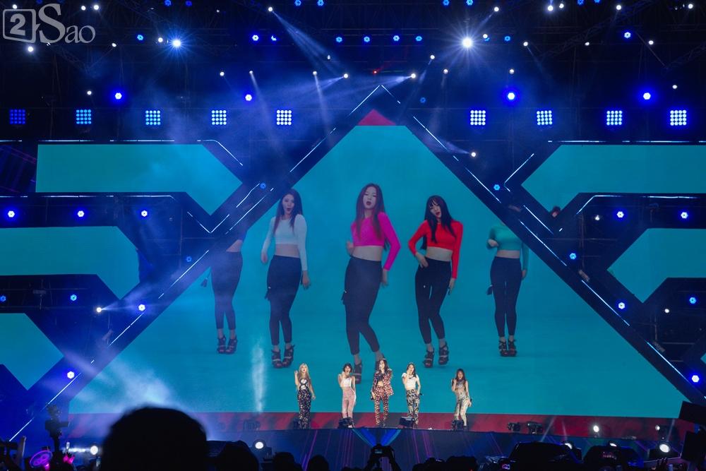 Trở lại Việt Nam cùng trưởng nhóm Solji, EXID khiến người hâm mộ gào thét đầy phấn khích-4