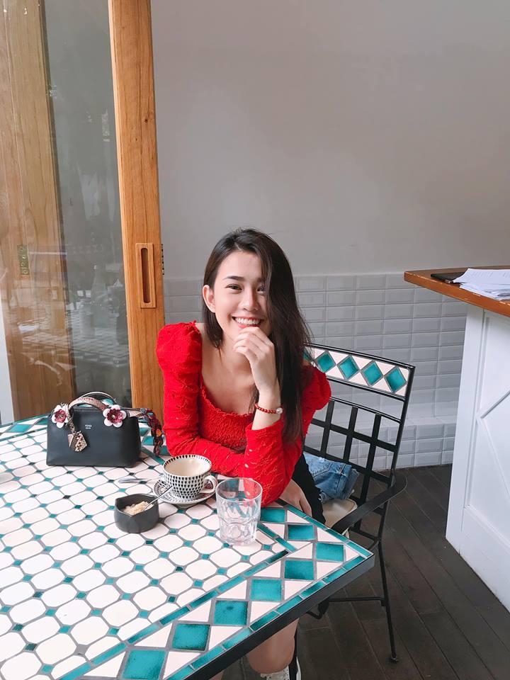 Giả vờ say xỉn để ngả vào lòng gái xinh, Công Phượng chính là THÁNH CƠ HỘI đầu tiên của tuyển Việt Nam-10