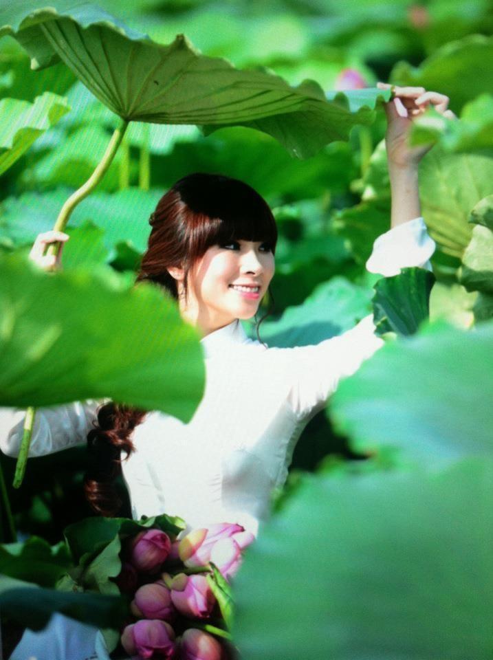 Thân thế bất ngờ của cô vợ xinh đẹp được MC Quốc Khánh cưng như trứng mỏng-7