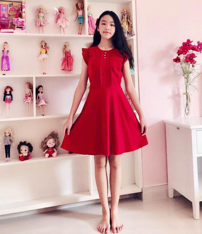 Vợ MC Quyền Linh tiếp tục khoe ảnh cận mặt con gái, dân mạng tấm tắc: Chấm điểm 10 vì góc chụp nào cũng xinh hoàn hảo-2