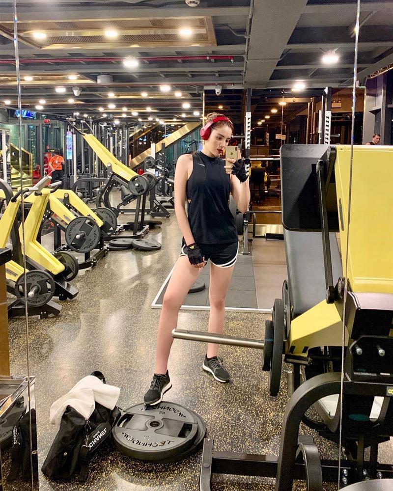 Khổng Tú Quỳnh lên tiếng về thông tin bỏ hát nhiều năm giữa ồn ào chia tay Ngô Kiến Huy-2