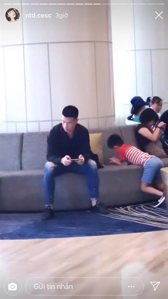 Sau khi vô địch AFF Cup 2018, cầu thủ tuyển Việt Nam đang làm gì?-8