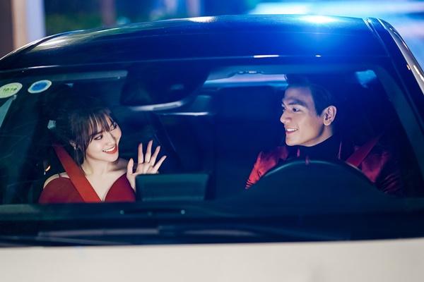 Những khoảnh khắc ngôn tình đốn tim khán giả trong Gái già lắm chiêu 2-8