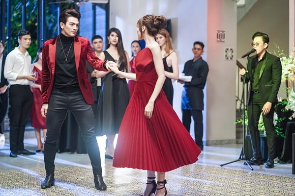 Những khoảnh khắc ngôn tình đốn tim khán giả trong Gái già lắm chiêu 2-9