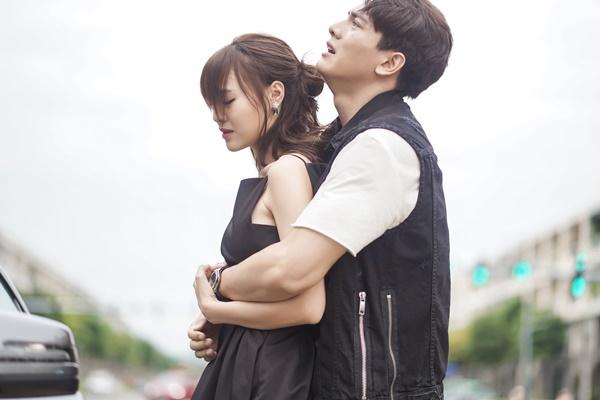 Những khoảnh khắc ngôn tình đốn tim khán giả trong Gái già lắm chiêu 2-14