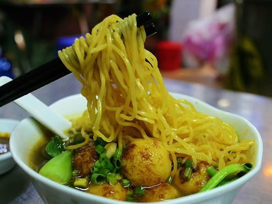 Tiệm mì nôn hơn 50 tuổi ở Hong Kong-1