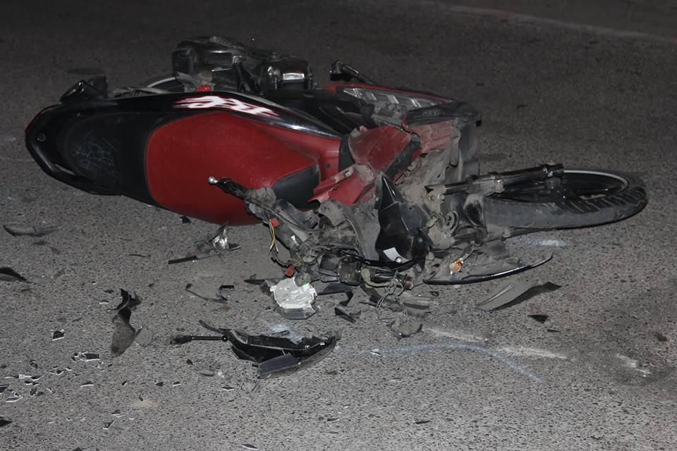 Danh tính nữ tài xế Lexus đâm loạt xe la liệt ven hồ Tây-2