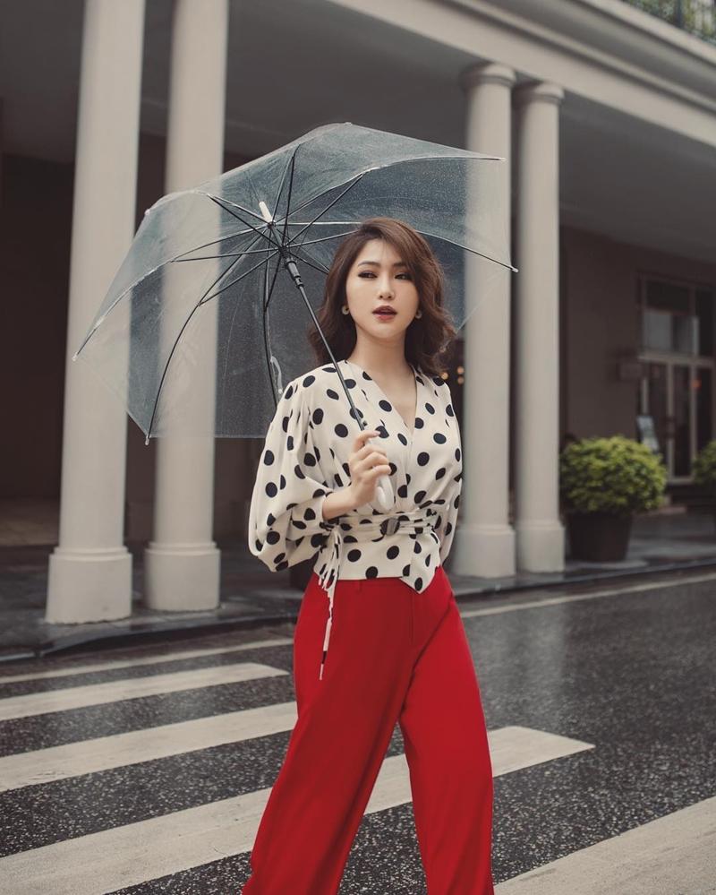 Ngân 98 bán nude mừng tuyển Việt Nam vô địch AFF Cup nổi bật nhất STREET STYLE tuần qua-7