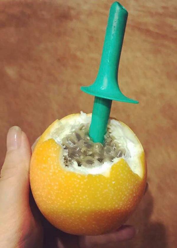 Kỳ lạ loại chanh leo có vị ngọt, giá hơn 100.000 đồng/quả-2