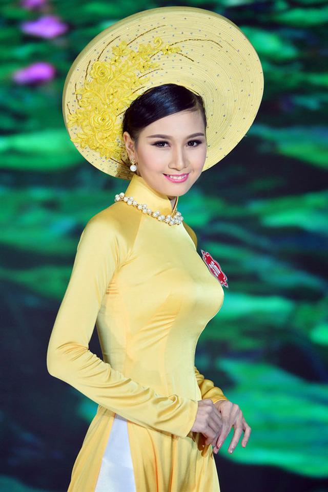 Đội tóc giả nhưng mỹ nhân có mái tóc đẹp nhất Hoa hậu Việt Nam 2014 Nguyễn Thị Hà vẫn rạng rỡ trong ngày đại hỉ-8