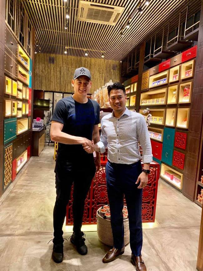 Xuất hiện trong một khuôn hình, em chồng Hà Tăng và Lâm Tây khiến người xem nhức não vì không biết thả tim cho ai-1