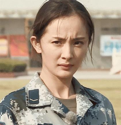 Chùm ảnh siêu hài: Khoảnh khắc sao Hoa ngữ lật mặt nhanh như lật bánh tráng-5