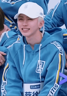 Chùm ảnh siêu hài: Khoảnh khắc sao Hoa ngữ lật mặt nhanh như lật bánh tráng-9