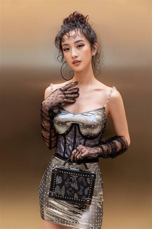 SAO MAKE OVER tuần qua: Địch Lệ Nhiệt Ba lộ mũi gồ ghề mất điểm trước 3 nàng Hậu Việt đẹp cân tài cân sức-9