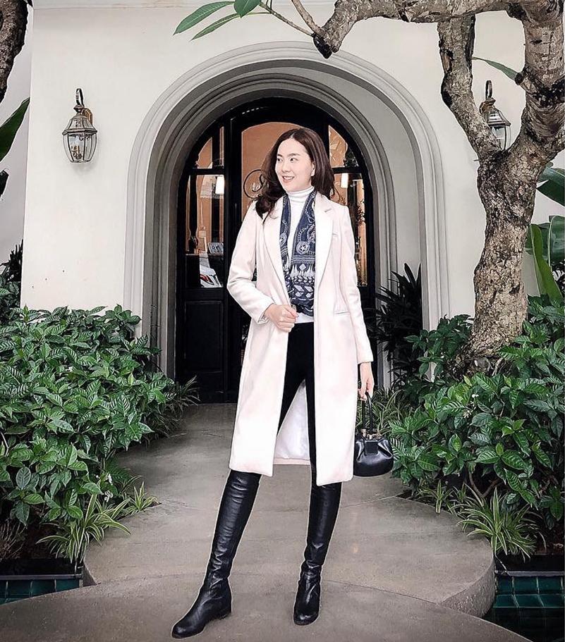 STREET STYLE sao Việt: Thanh Hằng diện áo tắm nóng bỏng - Hòa Minzy níu giữ thanh xuân với style học sinh-6