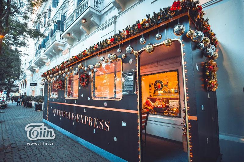 Những địa điểm check-in Noel không thể bỏ qua ở Hà Nội-22