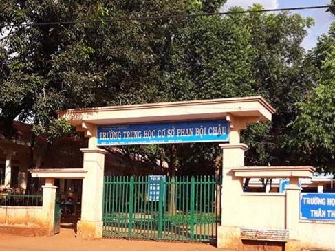 Gia Lai: Tạm giữ một thầy giáo nghi giở trò đồi bại với học sinh lớp 8