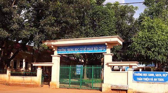 Gia Lai: Tạm giữ một thầy giáo nghi giở trò đồi bại với học sinh lớp 8-1