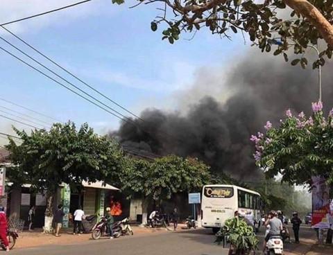 Cháy nhà hàng ở Đồng Nai, 6 người tử vong-3